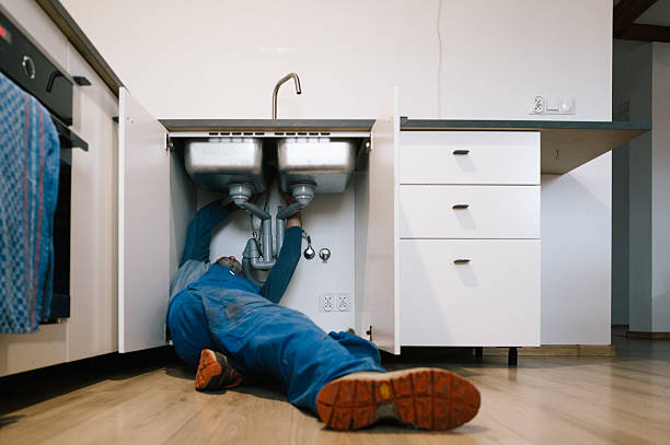 Professional Drain Cleaning technician working in Marionville, VA